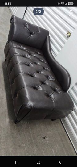 Dark Brown Tufted Leather Chaise Lounge