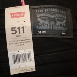 Boy Levy's Black Size 6