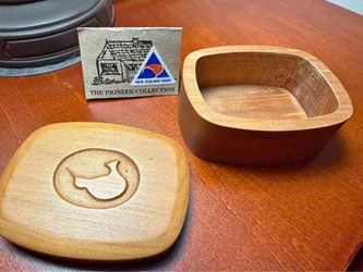 The Pioneer Collection NZ Kauri Wood Trinket Box