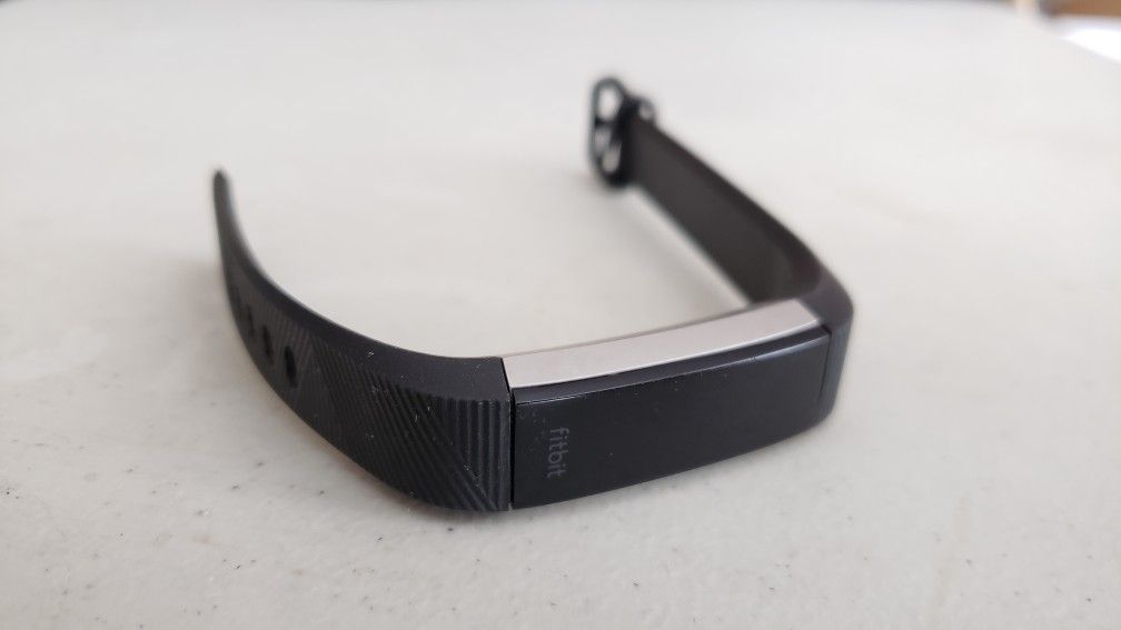 Fitbit Alta HR - Please Read