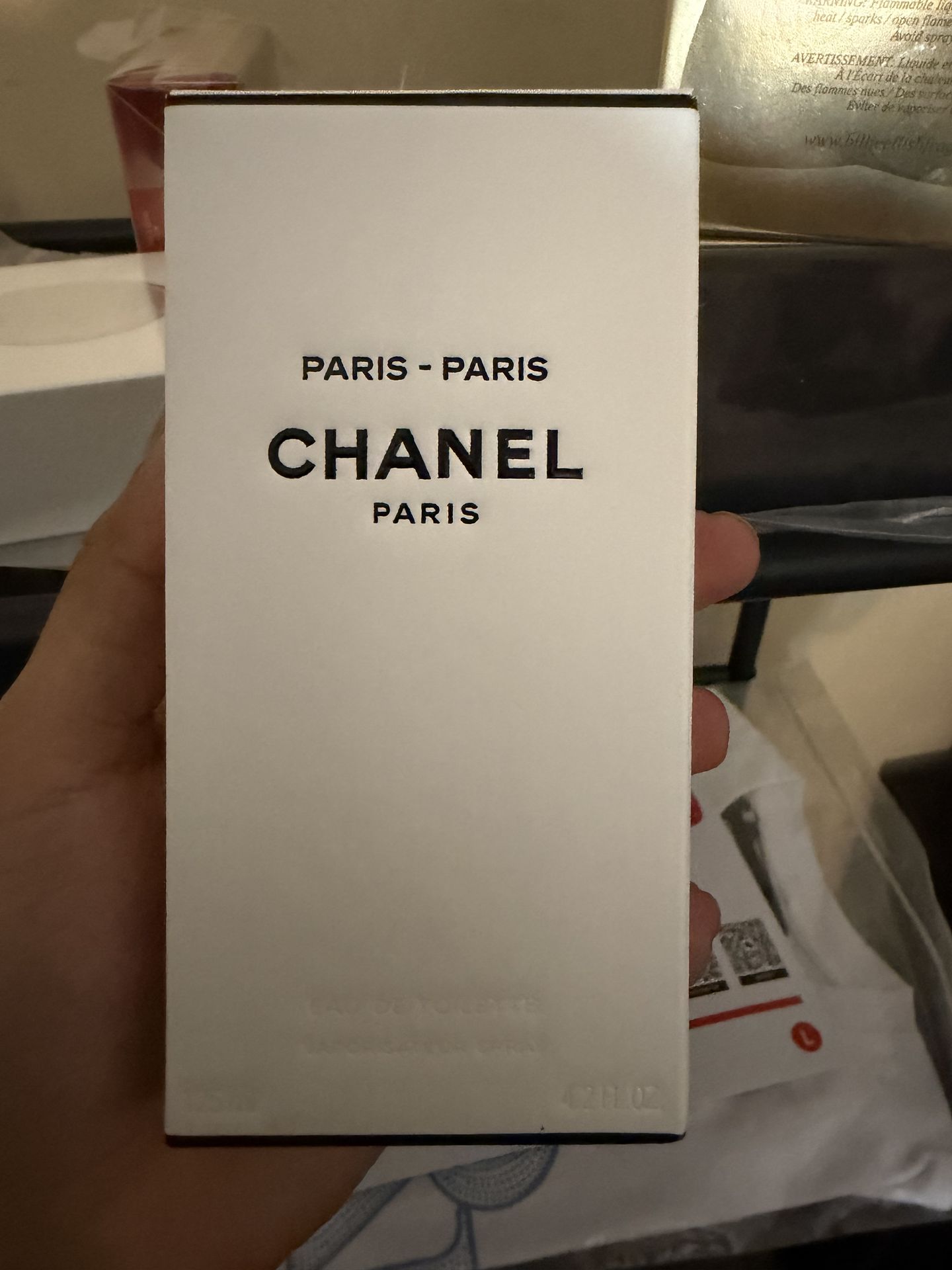 CHANEL WOMEN perfume