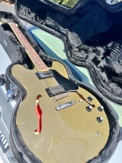 Epiphone 335 inspired by Gibson