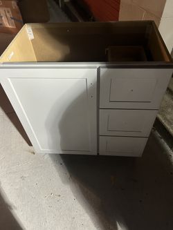 30 Inch Vanity With Top