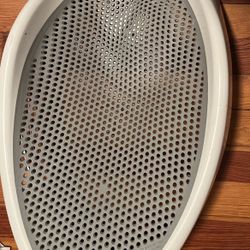 BABY BATH RISER