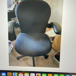 Desk chair 