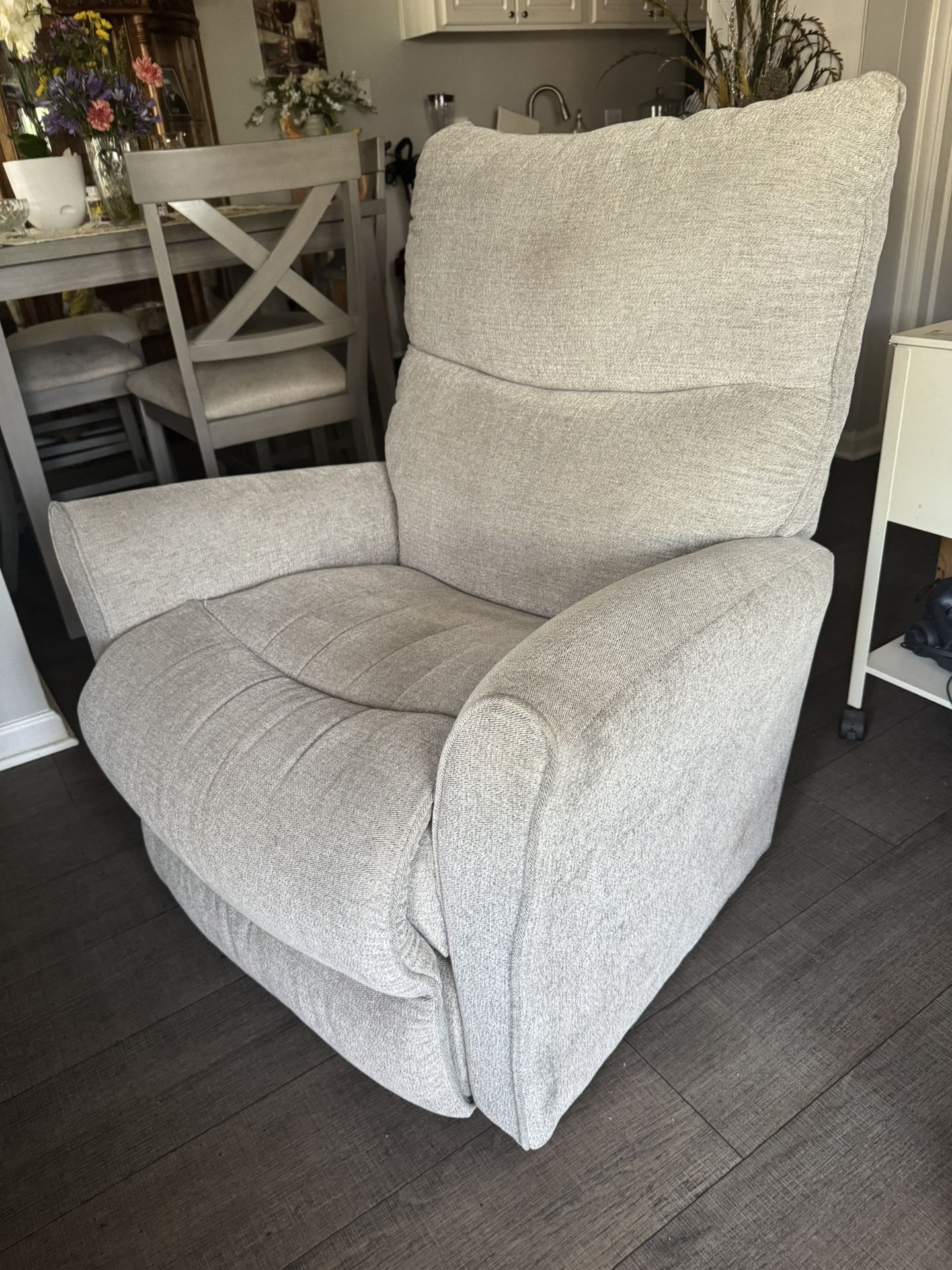 New Recliner for Sale