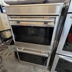 30" WOLF DOUBLE OVEN STAINLESS STEEL 