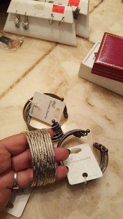 Bracelet