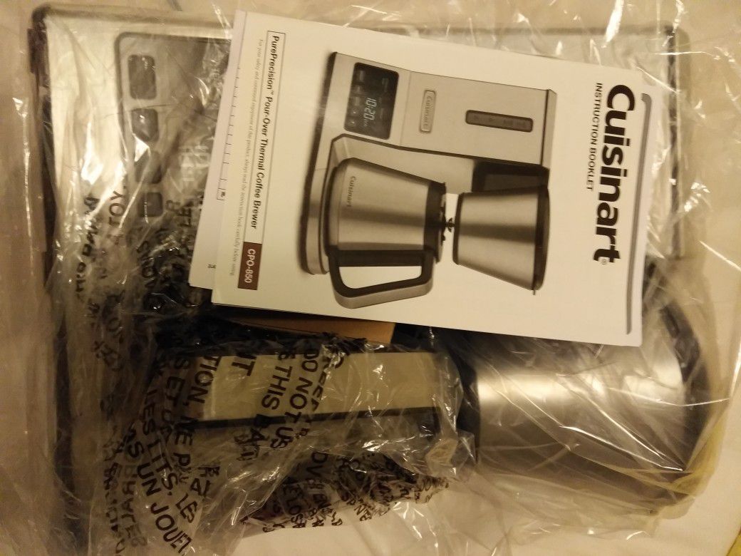 Cuisinart pour over coffee maker. Stainless Steel thermal carafe