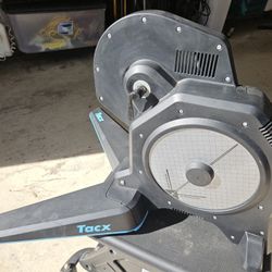 Tacx Flux 2 Smart Trainer