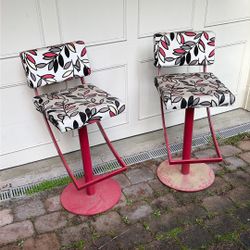 Free Heavy Duty Bar Stools