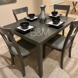 New In Box 📦 Gray Solid Wood Dining Set ( 4 Chairs and Table).MY Instagram @bmfurniture2