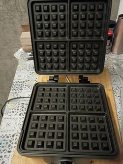 Cuisinart belgian waffles nuevos excelentes condiciones