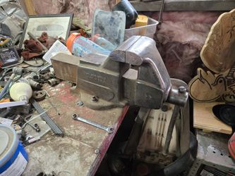 vintage vise