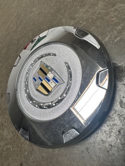 Escalade Rim Cap