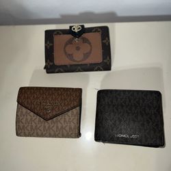 Wallet Michael  Kors $35 Each 