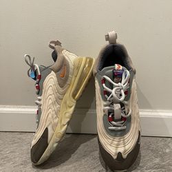 Nike air Max 270 React ENG Travis Scott cactus trails