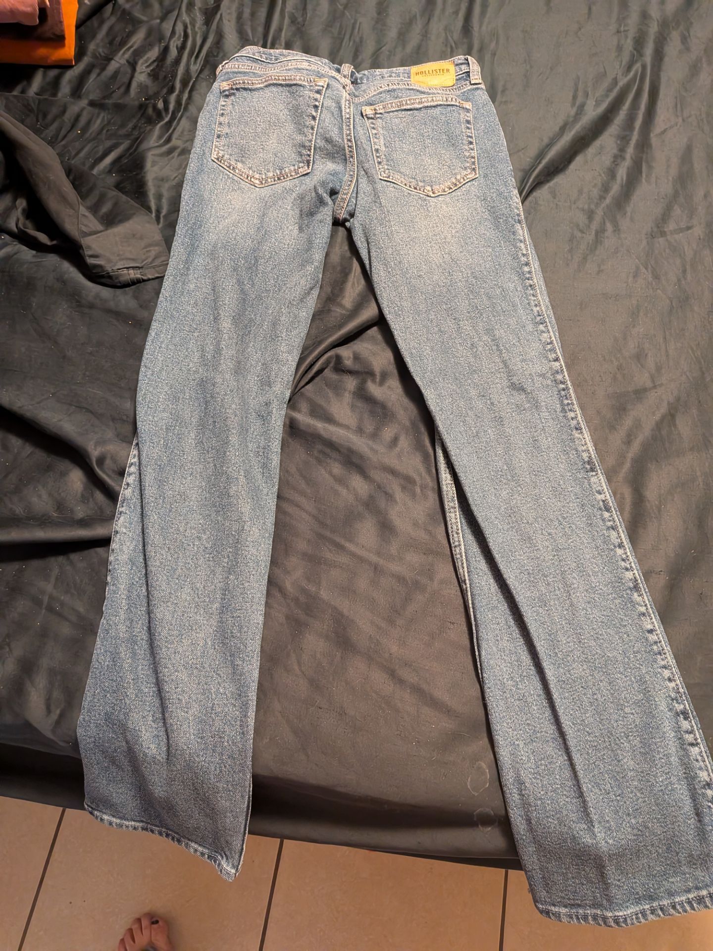 Hollister pants