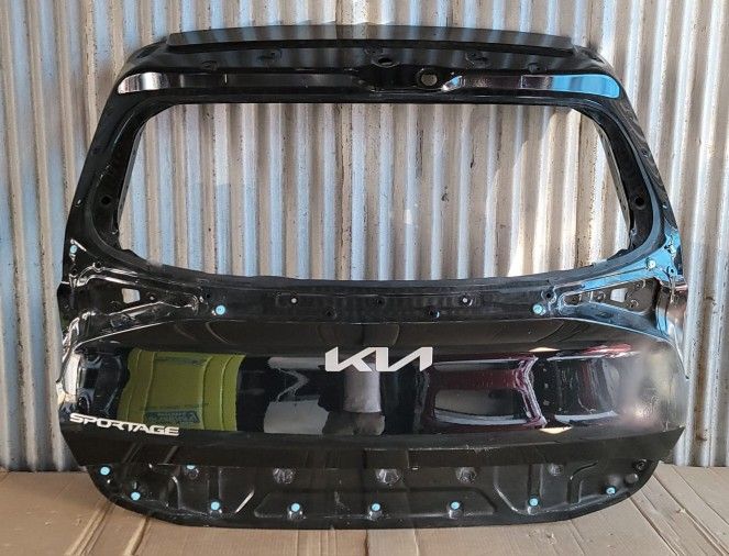 2023-2026 Kia Sportage Rear Liftgate Tailgate Shell