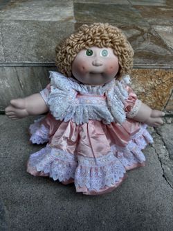 Porcelain cabbage patch doll - 1980’s