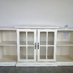 Walker Edison 60” Transitional TV Stand – Antique Oak – Excellent Condition