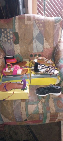 Women Sandals  Size 6 1/2