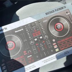 Numark Platinum FX DJ Controller 