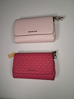 Light Pink Michael Kors Jetsetter