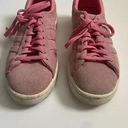 WOMEN’S ADIDAS SNEAKERS USED SIZE 6