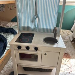 Kids Play Kitchen