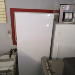 Frigidaire Refrigerator