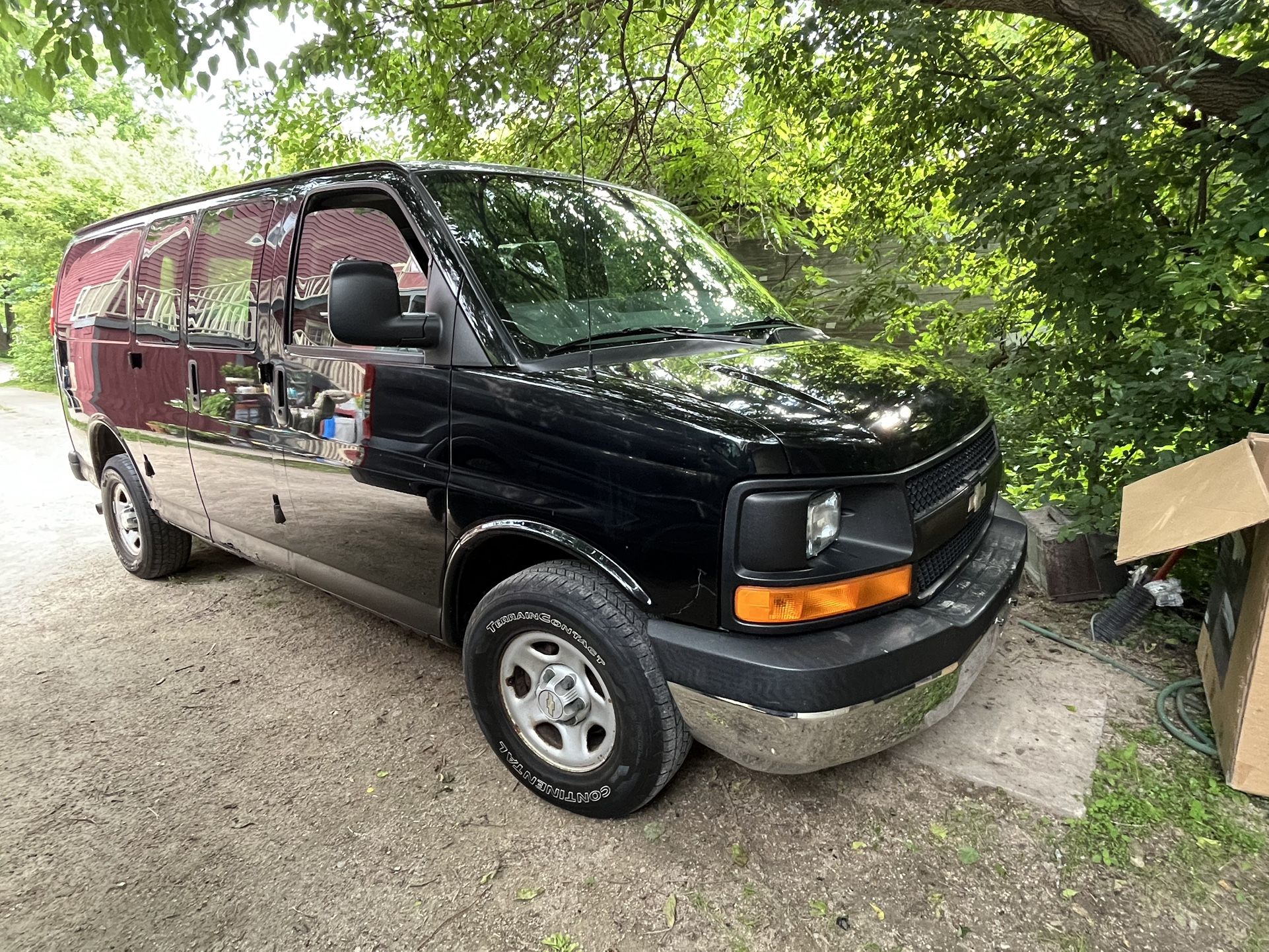 08 Chevy Express Cargo Van