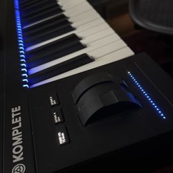 Native Instruments Komplete Kontrol S88 Mk2