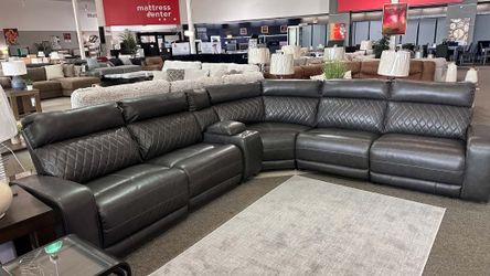 Olivia 🎉 brand new/ modern/luxury 🌼 Living Room Reclining Sectional