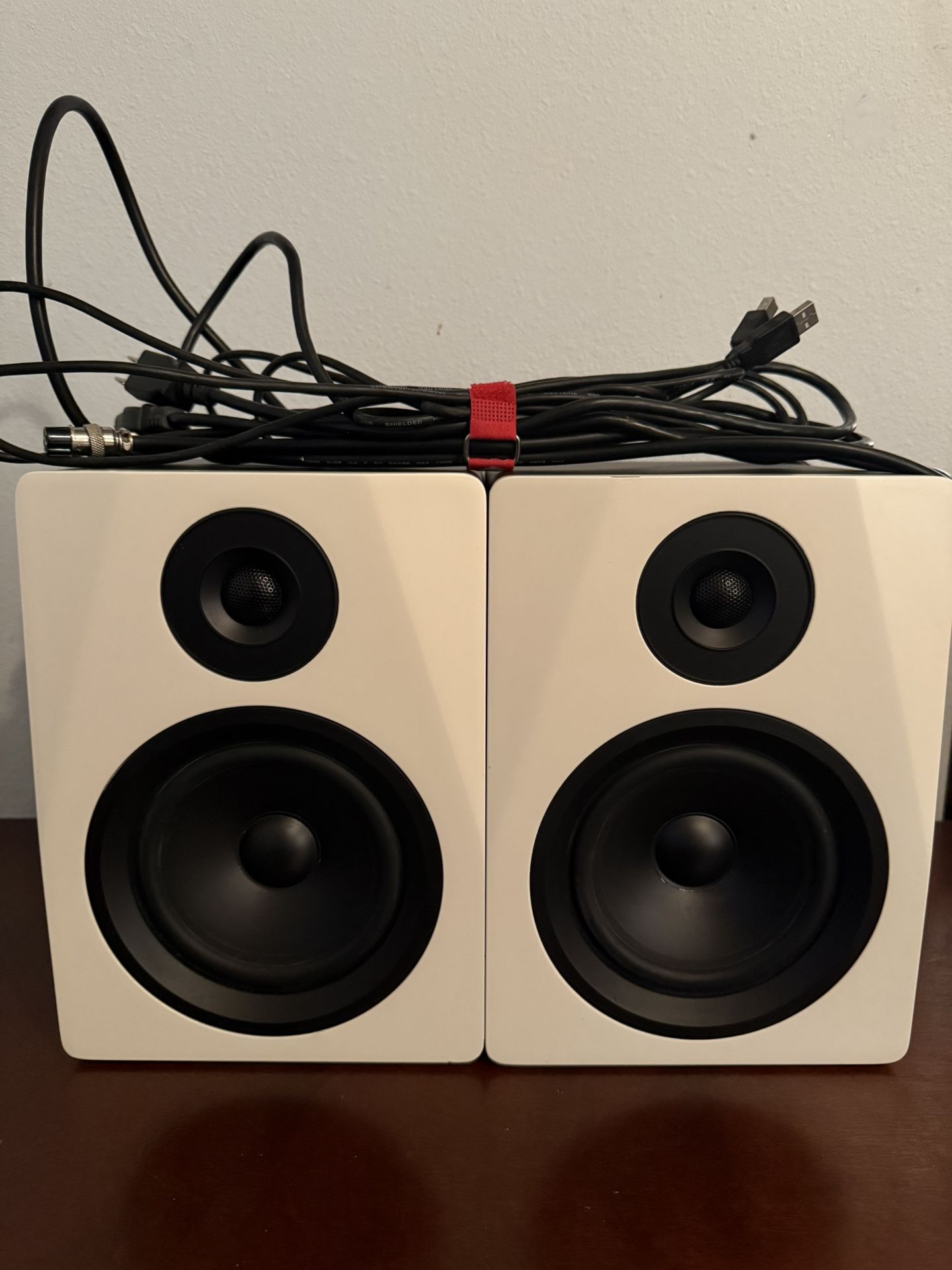 Rockville APM5 Studio Monitor Speakers - White (Pair)