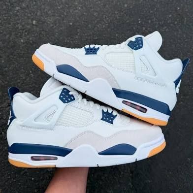 Jordan 4 Retro SB Navy
