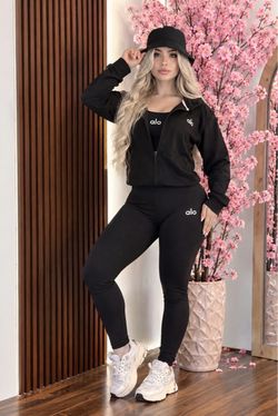 Alo Yoga Black Zip-Up Jacket and Leggings Set