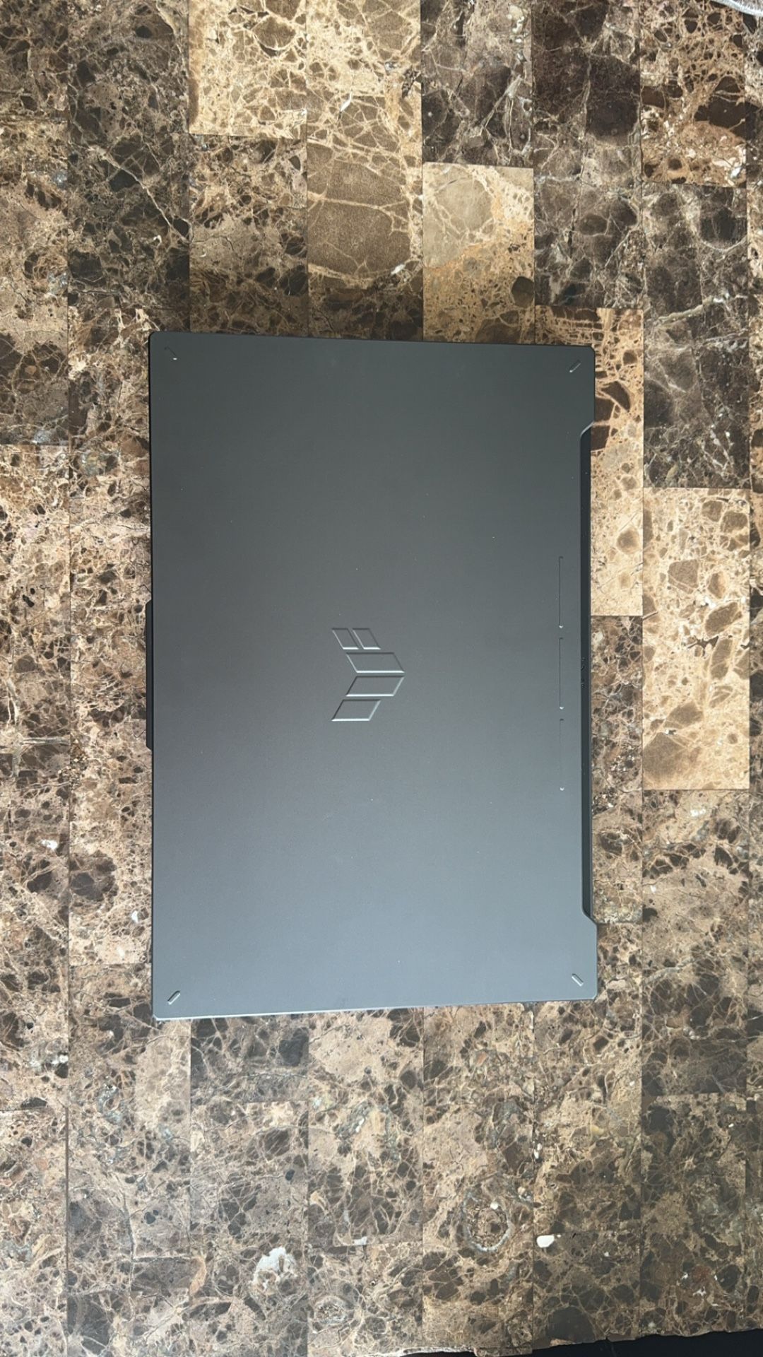 GAMING LAPTOP
