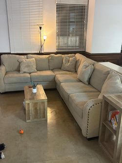 Sofa asheley