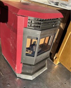 New PELLET STOVE RED COLOR SOME DENTS I SHOW IN PHOTOS