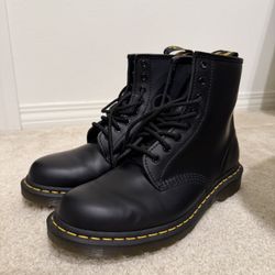 Dr Marten 1460 Boots Smooth Leather Men’s US 9