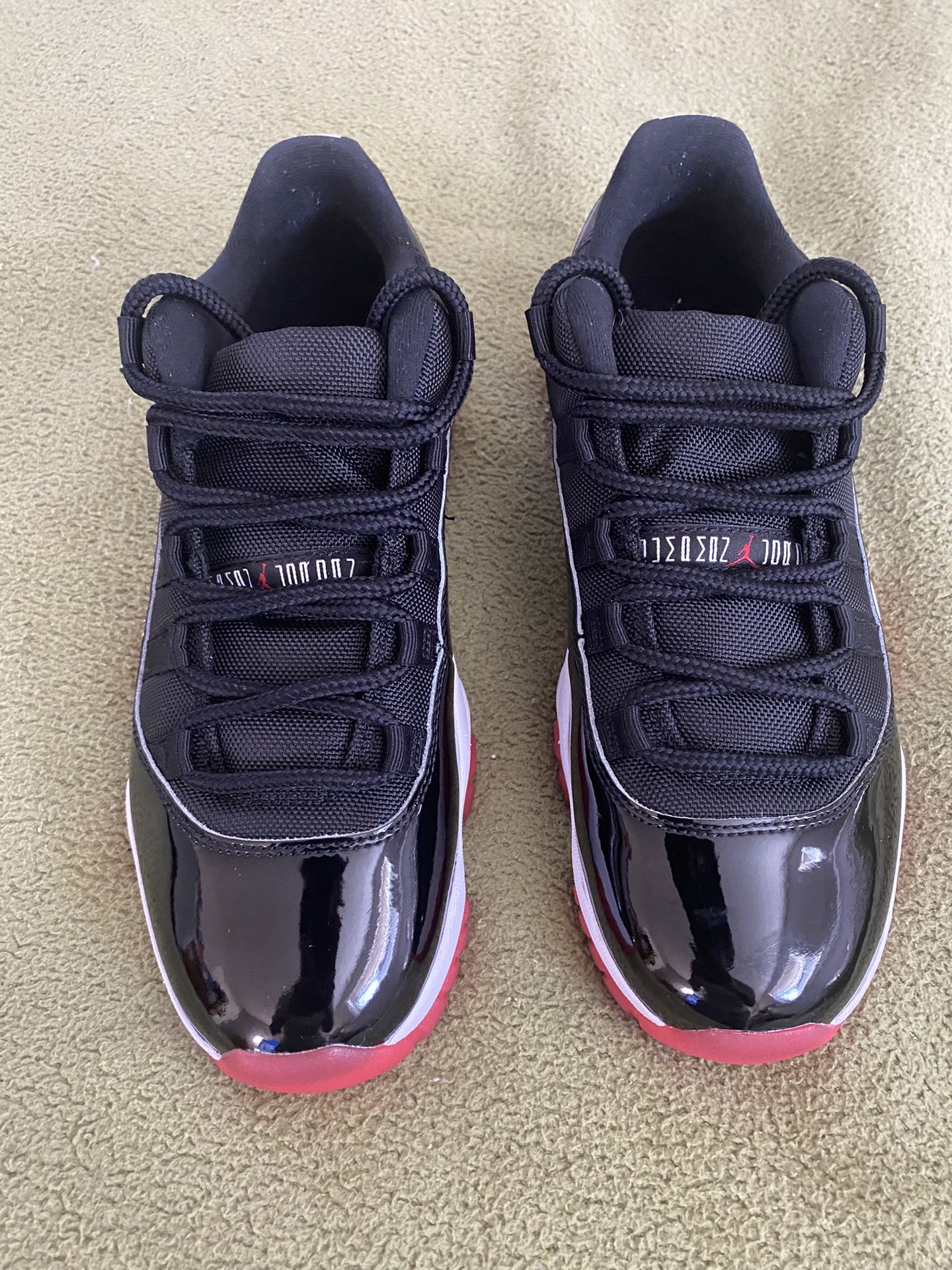 Bred 11 Low Size 8.5