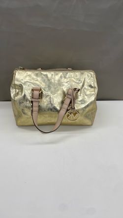Michael Kors purse. Item No 793 (Shopgoodwill)