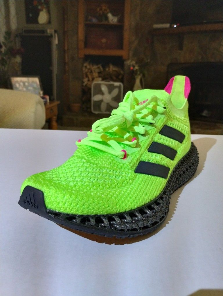 (Size-8.5) Brand NEW Adidas Mens 4D FWD Signal Green Black Running Shoes