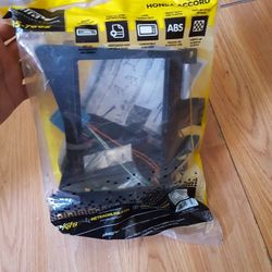 Honda Accord 2003-7 Radio Install Kit New Never Open