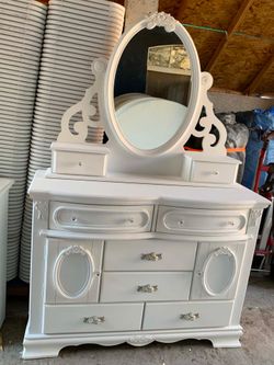 Princess vanity