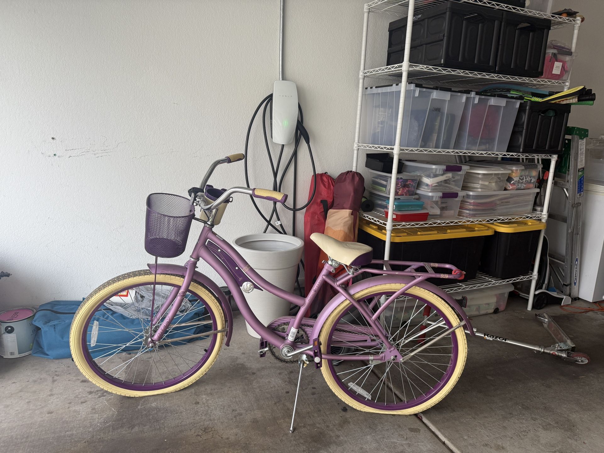 Girls Huffy Beach Cruiser