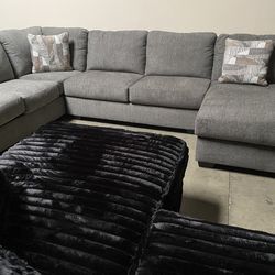3 piece Gray Sectional Sofa Right or Left Facing Chaise 138x90 Top Stitching Accent Pillows