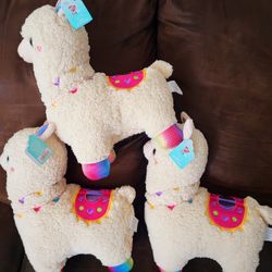 ILLAMA PLUSHIES 