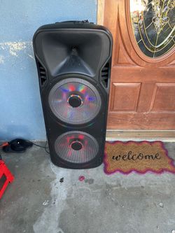 Bluetooth party speaker